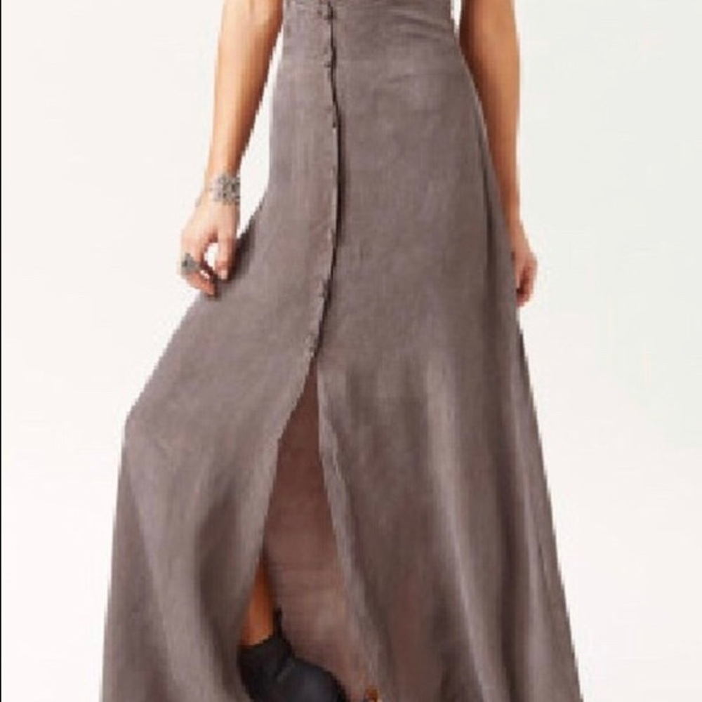 ISO Flynn Skye Moss maxi skirt